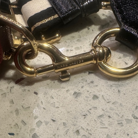 Marc Jacobs Colorblock Crossbody Bag with Gold Accents - Picture 5 of 8